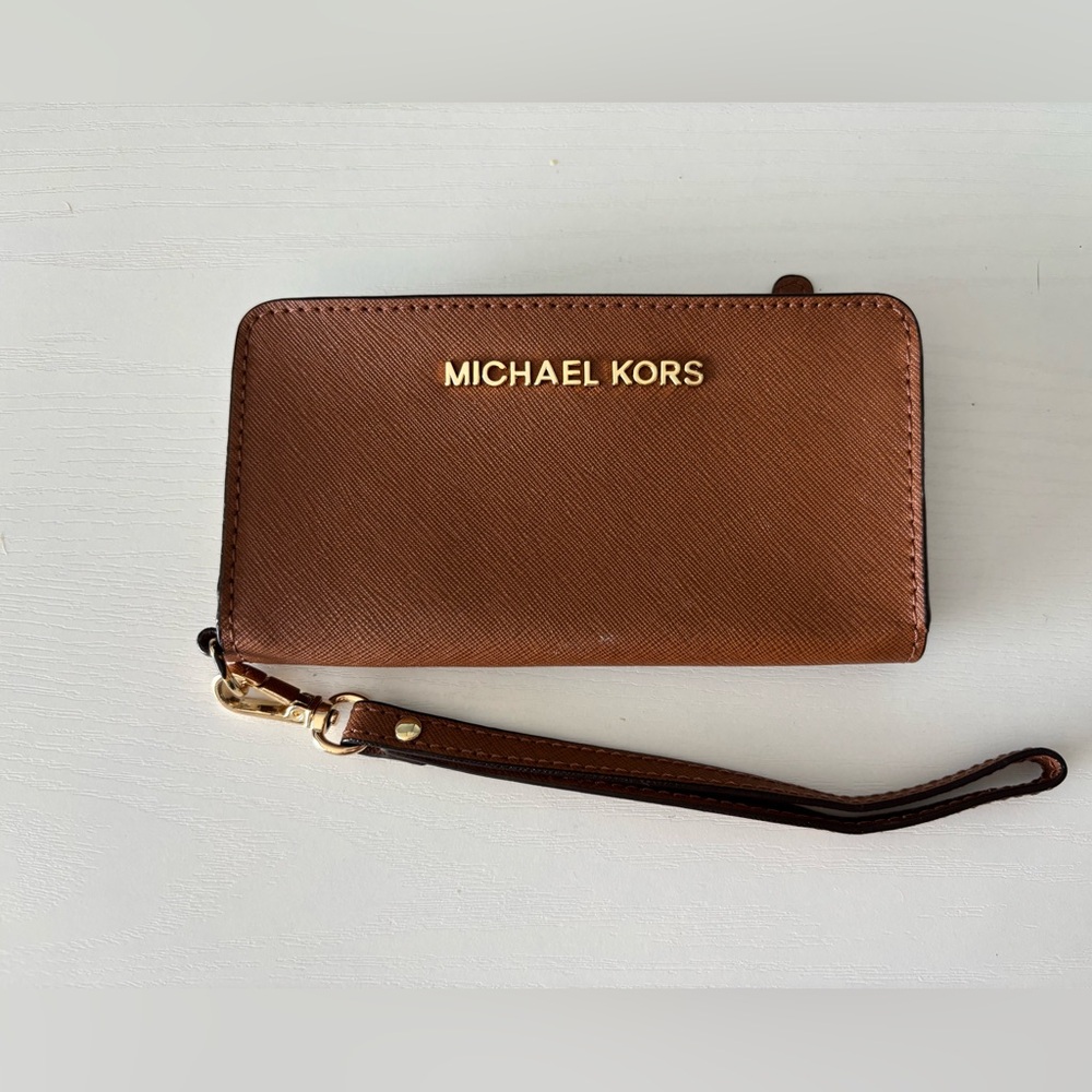 Michael Kors Wristlet Wallet
